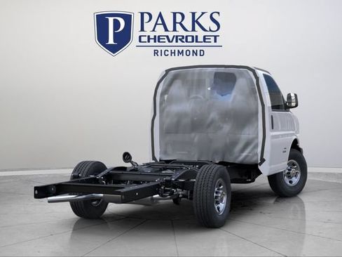 New 2025 Chevrolet Express 3500 w/ Power Convenience Package RWD image 5
