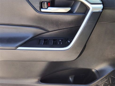 Used 2023 Toyota RAV4 XLE image 23