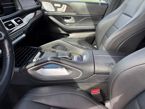 Used 2021 Mercedes-Benz GLS 450 4MATIC image 24