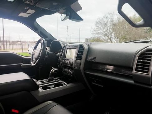 Used 2018 Ford F150 Raptor w/ Equipment Group 802A Luxury AWD/4WD image 38