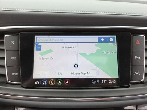 Used 2024 Buick Enclave Essence w/ Experience Buick Package image 8