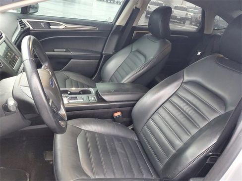 Used 2018 Ford Fusion Energi SE image 8