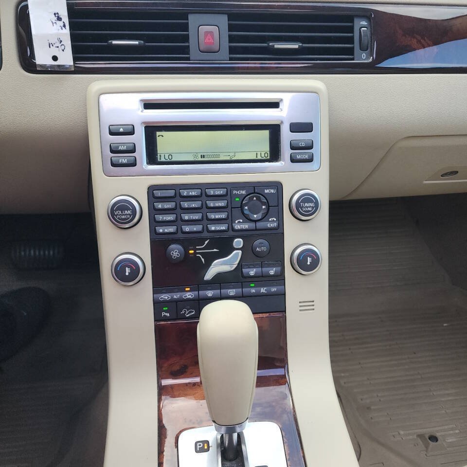 Used 2009 Volvo XC70 3.2 AWD/4WD image 15