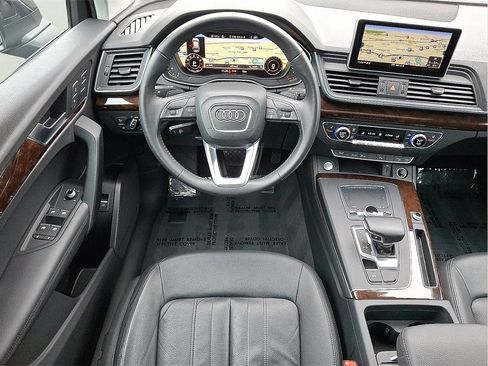 Used 2019 Audi Q5 2.0T Premium Plus w/ Premium Plus Package image 11