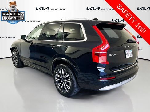 Used 2022 Volvo XC90 T6 Momentum w/ Climate Package AWD/4WD image 5