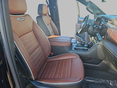 Certified 2023 GMC Sierra 1500 Denali Ultimate AWD/4WD image 13