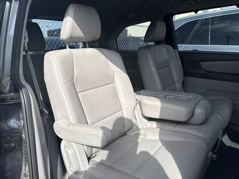 Used 2016 Honda Odyssey EX-L image 5
