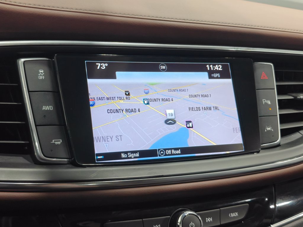 Used 2018 Buick Enclave Avenir w/ Avenir Technology Package AWD/4WD image 6