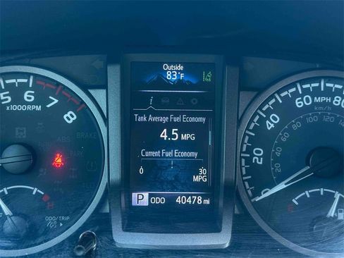 Used 2021 Toyota Tacoma TRD Off-Road image 25