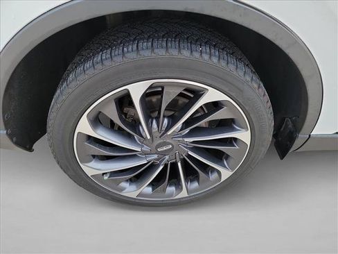 Used 2020 Lincoln Aviator Reserve w/ Equipment Group 202A AWD/4WD image 11