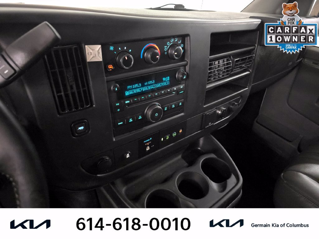 Used 2020 Chevrolet Express 3500 w/ Driver Convenience Package RWD image 23