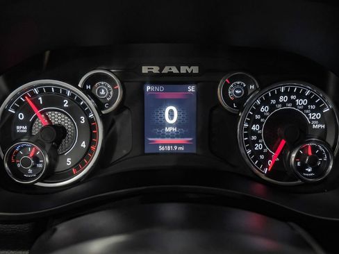 Used 2024 RAM 2500 Big Horn w/ Off Road Package image 19