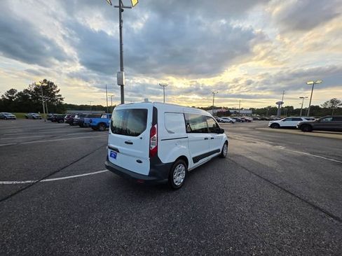 Used 2017 Ford Transit Connect XL FWD image 4