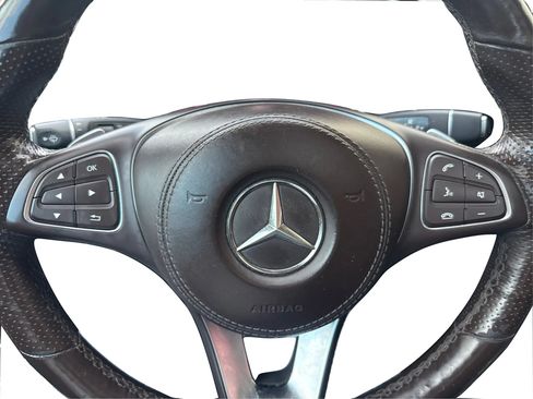 Used 2017 Mercedes-Benz GLS 550 4MATIC image 18
