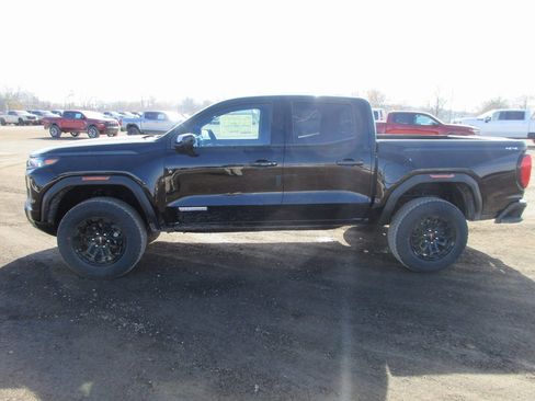 New 2026 GMC Canyon Elevation image 8