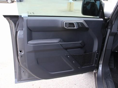 New 2025 Ford Bronco 4-Door image 6