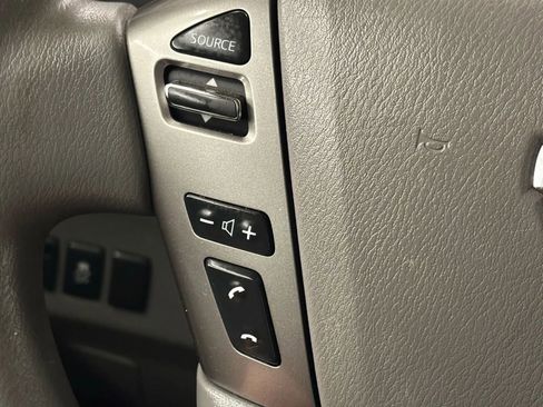 Used 2019 Nissan NV 3500 S image 42