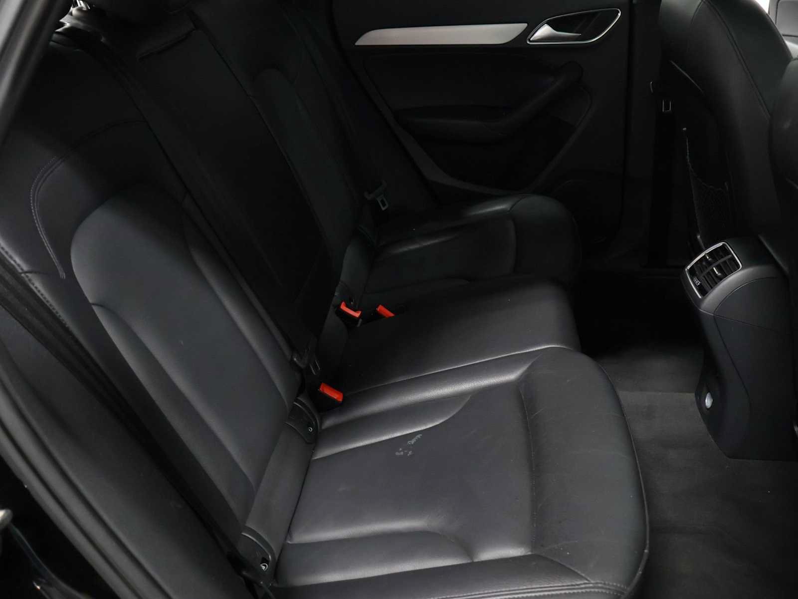 Used 2018 Audi Q3 2.0T Premium AWD/4WD image 33