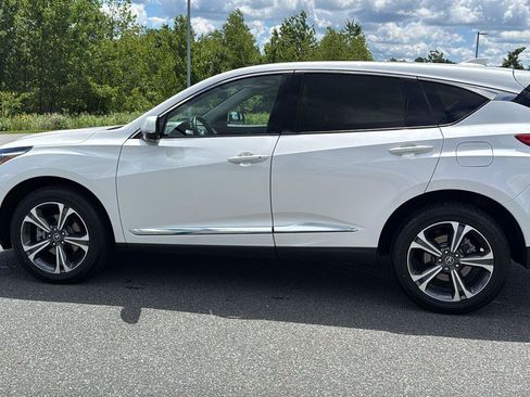 Used 2023 Acura RDX AWD w/ Advance Package image 11