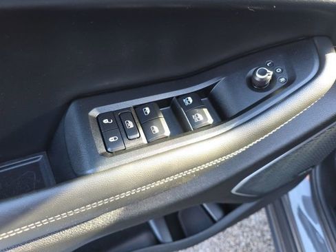 Used 2022 Jeep Grand Cherokee L Limited image 24