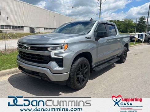 Used 2023 Chevrolet Silverado 1500 RST w/ Z71 Off-Road Package AWD/4WD image 1