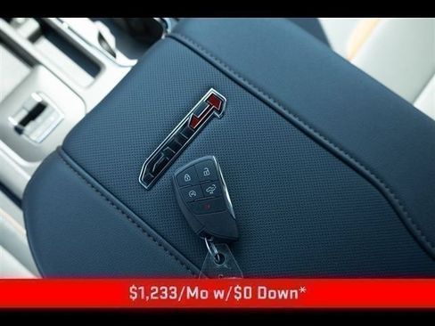 New 2026 GMC Sierra 2500 AT4 w/ Technology Package AWD/4WD image 39
