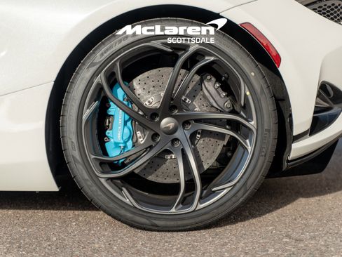 Used 2026 McLaren 750S Spider RWD image 28