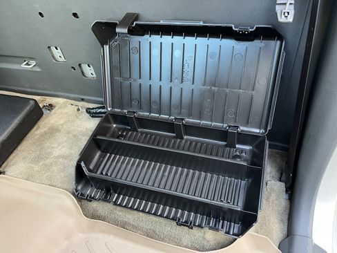 Used 2005 Chevrolet Colorado LS w/ Power Convenience Package image 16