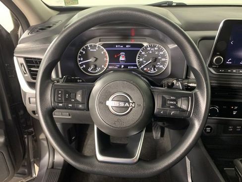 Used 2024 Nissan Rogue S AWD/4WD image 20