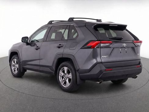 Used 2023 Toyota RAV4 XLE w/ Convenience Package FWD image 12