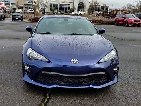 Used 2019 Toyota 86 image 3