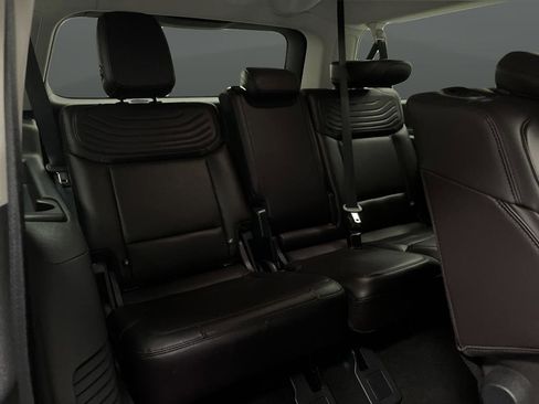 Used 2025 Ford Expedition Max Platinum w/ Platinum Ultimate Package image 37