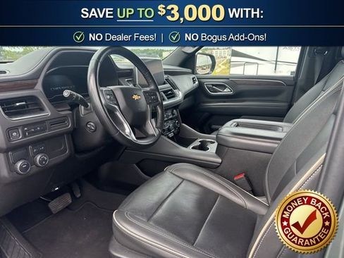 Used 2024 Chevrolet Suburban Premier RWD image 14