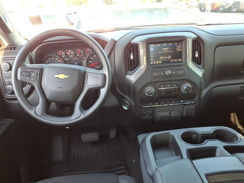 Used 2025 Chevrolet Silverado 2500 Custom w/ Custom Value Package AWD/4WD image 13