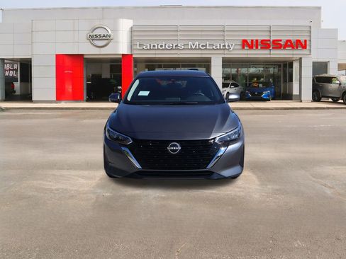 New 2025 Nissan Sentra S image 4
