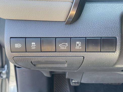 Used 2024 Toyota Camry SE FWD image 16