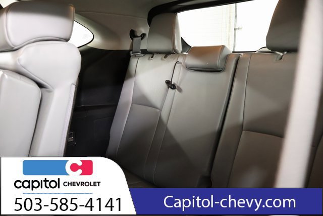 Used 2022 Toyota Highlander XLE AWD/4WD image 31