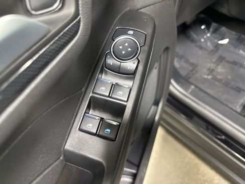 Used 2025 Ford Escape ST-Line FWD image 19