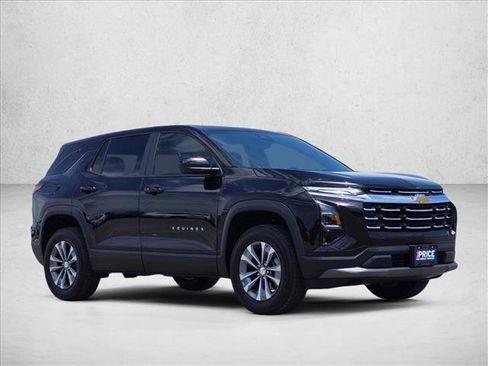 Used 2026 Chevrolet Equinox LT w/ Safety and Technology Package FWD image 3