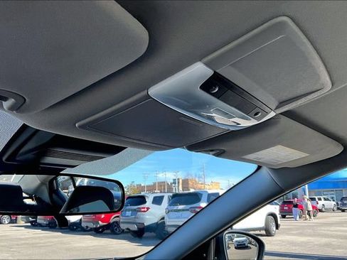 Used 2025 Nissan Altima 2.5 SR image 24