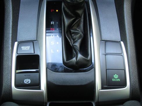 Used 2020 Honda Civic LX image 25