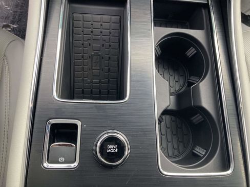 New 2025 Lincoln Aviator AWD w/ Equipment Group 101A image 28