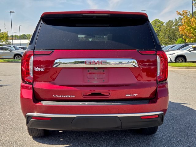 Used 2024 GMC Yukon SLT w/ SLT Premium Package RWD image 4