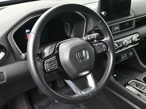 Used 2023 Honda Pilot EX-L image 10