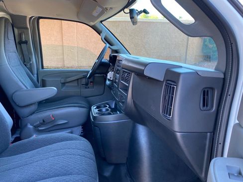 Used 2025 Chevrolet Express 2500 w/ Driver Convenience Package RWD image 38