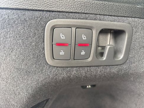 Used 2025 Audi Q7 3.0T Premium Plus image 33