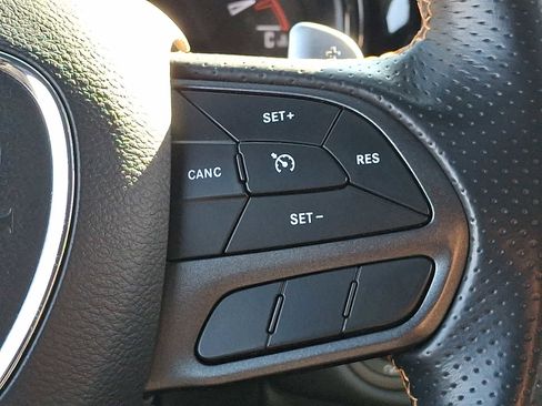 Used 2022 Dodge Durango R/T w/ Quick Order Package 22F image 24