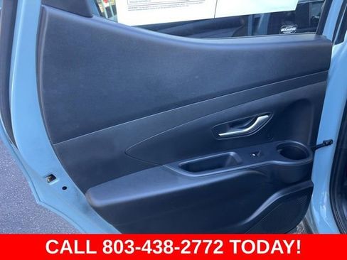 Used 2025 Hyundai Santa Cruz SEL FWD image 11