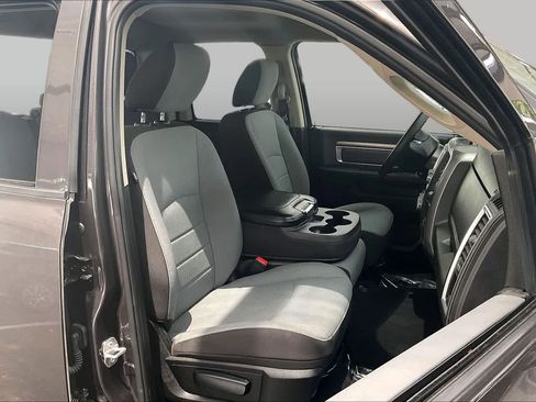 Used 2024 RAM 1500 Classic SLT AWD/4WD image 8