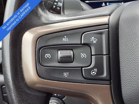 Used 2022 Chevrolet Silverado 1500 High Country w/ High Country Premium Package AWD/4WD image 27